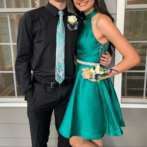 Emerald Homecoming Dress - Picture 1 of 7